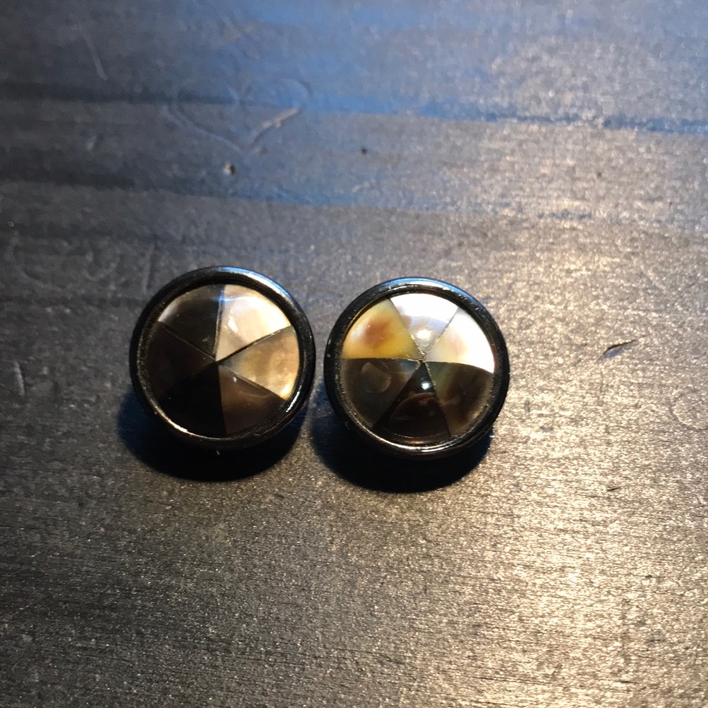 Kenneth Cole clip ons